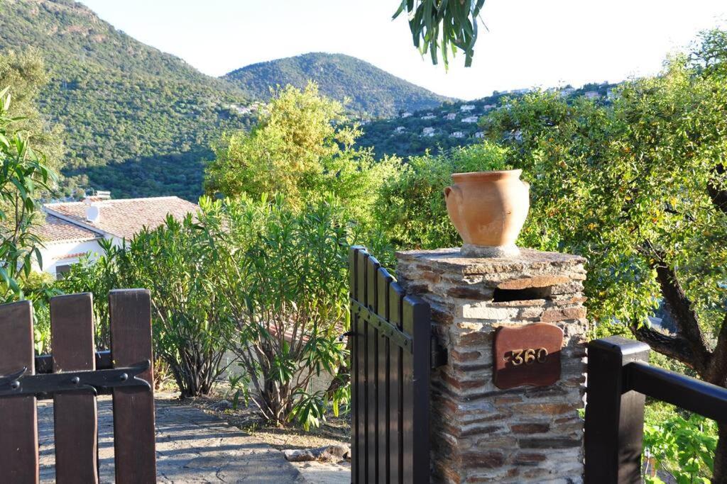 Villa Abeille : Douces Vacances D'Ete Avec Vue Mer กาวาแลร์-ซูร์-แมร์ ภายนอก รูปภาพ