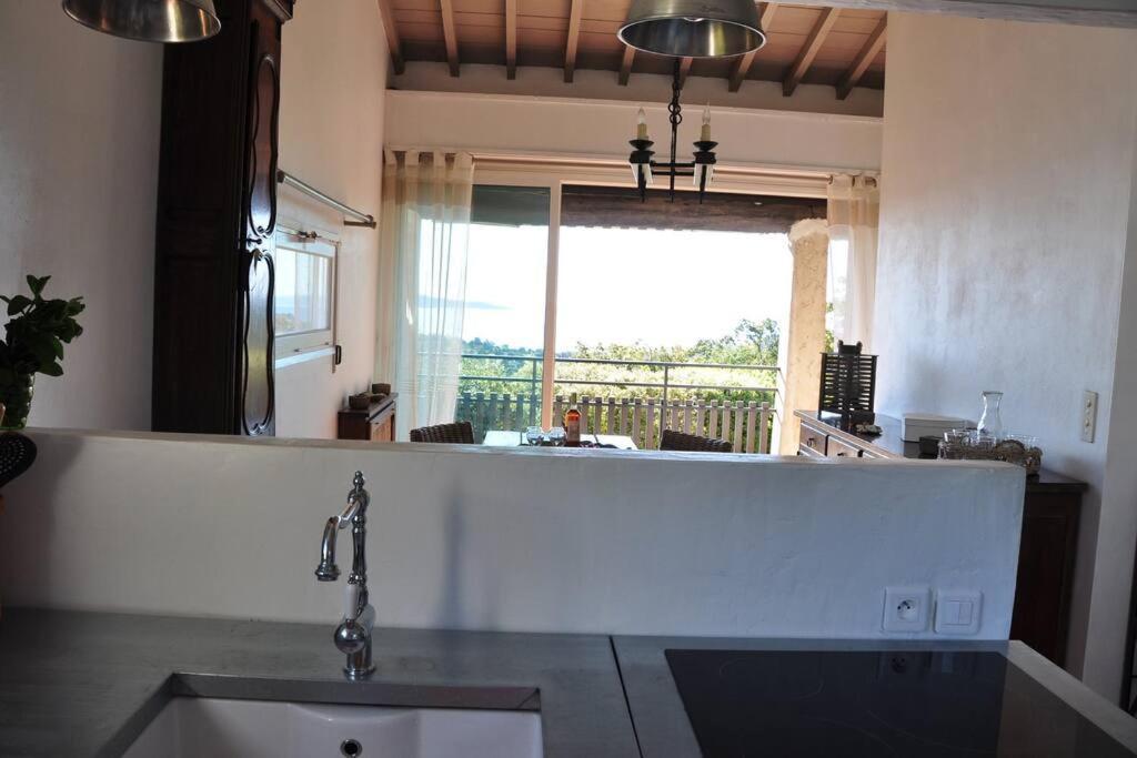 Villa Abeille : Douces Vacances D'Ete Avec Vue Mer กาวาแลร์-ซูร์-แมร์ ภายนอก รูปภาพ